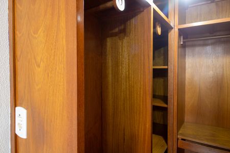 Apartamento para alugar com 51m², 2 quartos e 1 vagaCloset do quarto 1