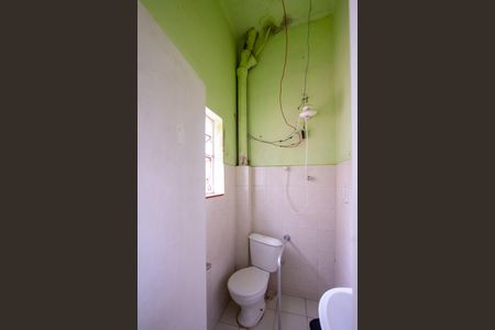 Casa para alugar com 43m², 1 quarto e sem vagaBanheiro