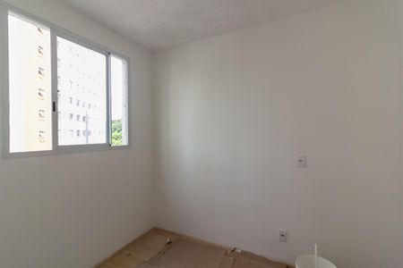 Quarto 1 de apartamento para alugar com 2 quartos, 34m² em Jardim Sabara, São Paulo