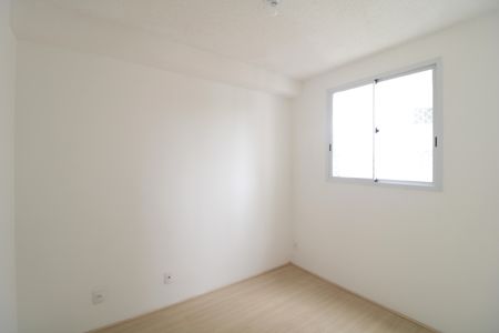 Quarto 1 de apartamento para alugar com 2 quartos, 34m² em Jardim Sabara, São Paulo