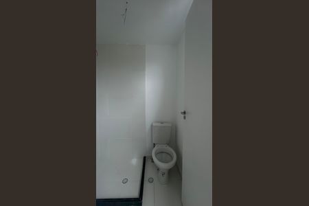 Banheiro de kitnet/studio para alugar com 1 quarto, 16m² em Itaim Bibi, São Paulo