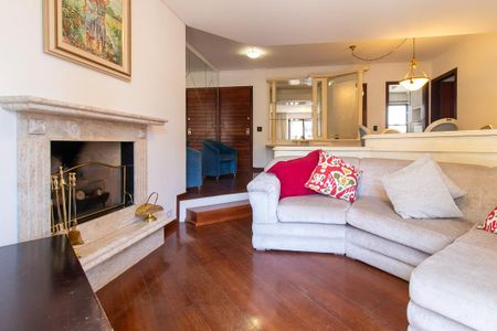 Sala de apartamento para alugar com 1 quarto, 90m² em Água Verde, Curitiba