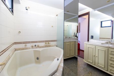 Apartamento para alugar com 90m², 1 quarto e 1 vagaBanheiro da Suíte