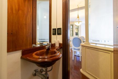 Apartamento para alugar com 90m², 1 quarto e 1 vagaLavabo