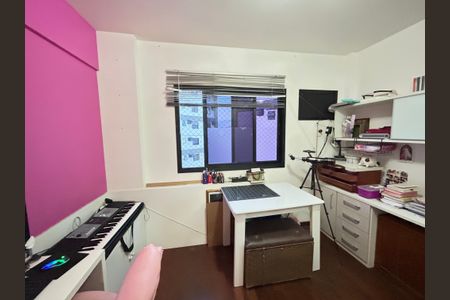 Apartamento para alugar com 111m², 3 quartos e 2 vagasQuarto 2