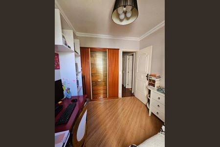 Apartamento para alugar com 71m², 3 quartos e 2 vagasQuarto