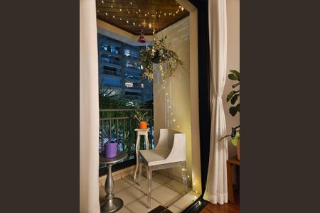 Apartamento para alugar com 71m², 3 quartos e 2 vagasVaranda