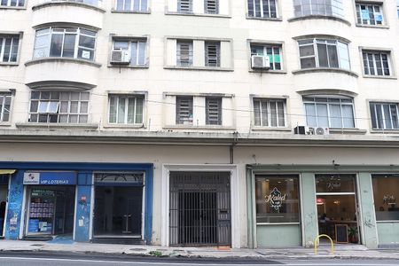 Apartamento para alugar com 90m², 2 quartos e sem vagaFachada