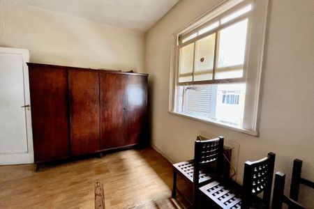 Quarto 1 de apartamento à venda com 3 quartos, 100m² em Leblon, Rio de Janeiro