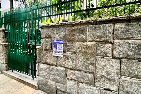 Apartamento à venda com 100m², 3 quartos e sem vagaPlaca