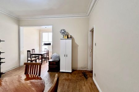 Sala de apartamento à venda com 3 quartos, 100m² em Leblon, Rio de Janeiro