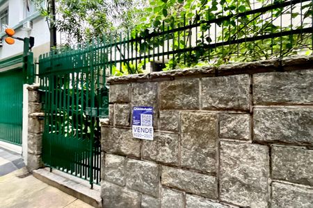 Apartamento à venda com 100m², 3 quartos e sem vagaPlaca