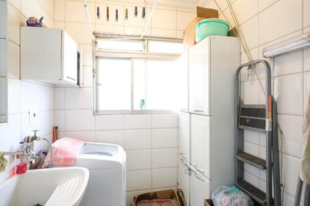 Apartamento à venda com 60m², 3 quartos e 1 vagaÁrea de serviço