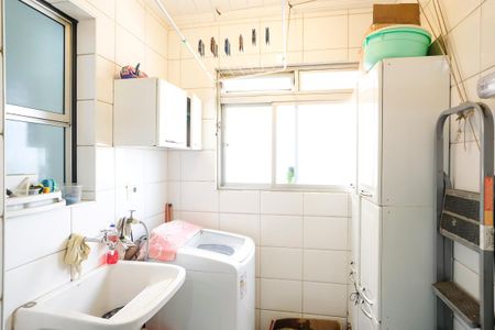 Apartamento à venda com 60m², 3 quartos e 1 vagaÁrea de serviço