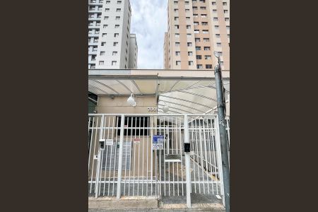 Apartamento à venda com 60m², 3 quartos e 1 vagaFachada + plaquinha