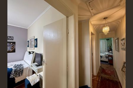 Casa à venda com 160m², 3 quartos e 2 vagasCorredor Quartos 