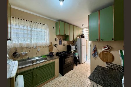 Casa à venda com 160m², 3 quartos e 2 vagasCozinha 