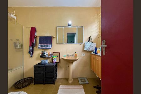 Casa à venda com 160m², 3 quartos e 2 vagasBanheiro Suíte 