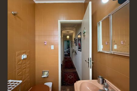 Casa à venda com 160m², 3 quartos e 2 vagasBanheiro Social 