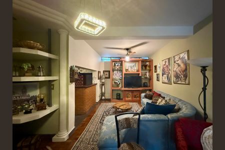 Casa à venda com 160m², 3 quartos e 2 vagasSala 