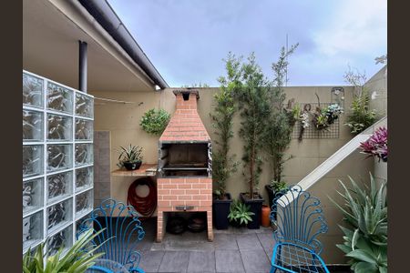 Casa à venda com 160m², 3 quartos e 2 vagasQuintal