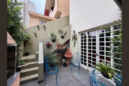 Casa à venda com 160m², 3 quartos e 2 vagasQuintal