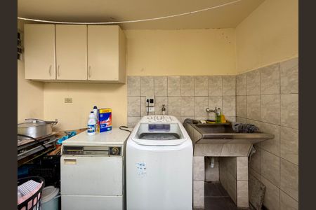 Casa à venda com 160m², 3 quartos e 2 vagasÁrea de Serviço