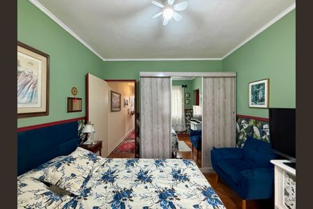 Casa à venda com 160m², 3 quartos e 2 vagasSuíte 