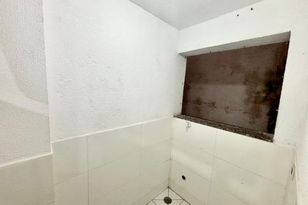 Casa para alugar com 32m², 1 quarto e sem vagaÁrea de Serviço