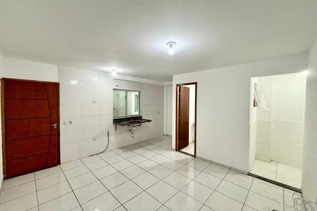Sala/Cozinha de casa para alugar com 1 quarto, 32m² em Penha de França, São Paulo