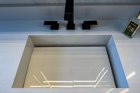 Apartamento à venda com 119m², 3 quartos e 2 vagas Apartamento à venda com 119m², 3 quartos e 2 vagasBanheiro da Suíte 1