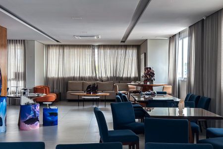 Apartamento à venda com 119m², 3 quartos e 2 vagas Apartamento à venda com 119m², 3 quartos e 2 vagasÁrea comum - Salão de festas