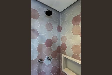 Apartamento à venda com 119m², 3 quartos e 2 vagas Apartamento à venda com 119m², 3 quartos e 2 vagasBanheiro da Suíte 2