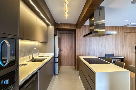 Apartamento à venda com 119m², 3 quartos e 2 vagas Apartamento à venda com 119m², 3 quartos e 2 vagasCozinha