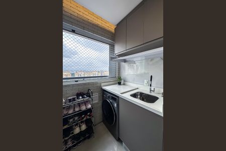 Apartamento à venda com 119m², 3 quartos e 2 vagas Apartamento à venda com 119m², 3 quartos e 2 vagasÁrea de Serviço