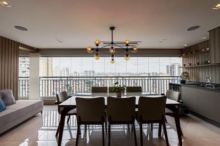 Apartamento à venda com 119m², 3 quartos e 2 vagas Apartamento à venda com 119m², 3 quartos e 2 vagasVaranda da Sala