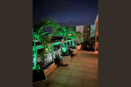 Apartamento à venda com 211m², 2 quartos e 3 vagas Apartamento à venda com 211m², 2 quartos e 3 vagasÁrea externa