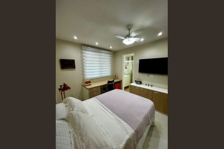 Apartamento à venda com 211m², 2 quartos e 3 vagas Apartamento à venda com 211m², 2 quartos e 3 vagasQuarto