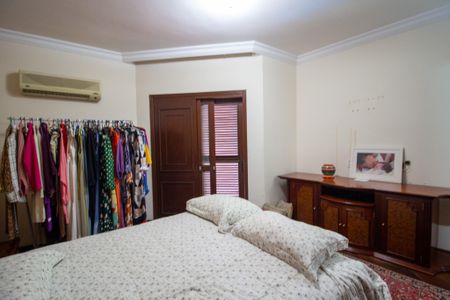 Casa para alugar com 334m², 3 quartos e 3 vagas Casa para alugar com 334m², 3 quartos e 3 vagasSuite