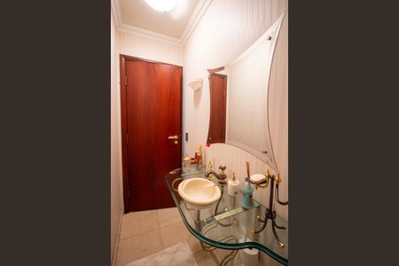 Casa para alugar com 334m², 3 quartos e 3 vagas Casa para alugar com 334m², 3 quartos e 3 vagasLavabo