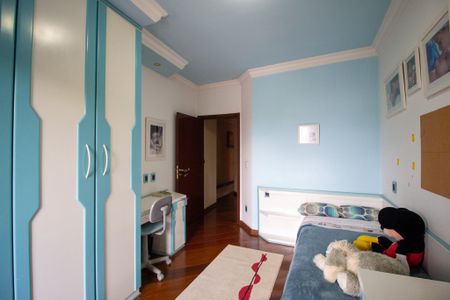 Casa para alugar com 334m², 3 quartos e 3 vagas Casa para alugar com 334m², 3 quartos e 3 vagasQuarto 1