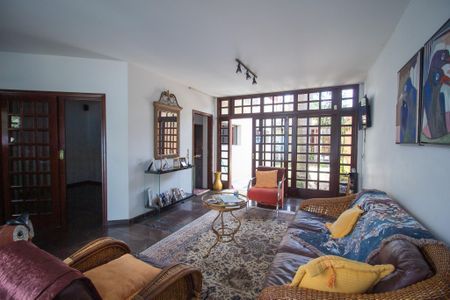 Casa para alugar com 334m², 3 quartos e 3 vagas Casa para alugar com 334m², 3 quartos e 3 vagasÁrea gourmet