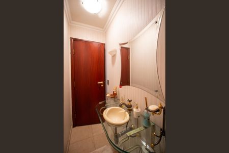 Casa para alugar com 334m², 3 quartos e 3 vagas Casa para alugar com 334m², 3 quartos e 3 vagasLavabo