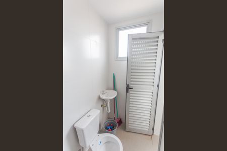 Apartamento para alugar com 130m², 2 quartos e 2 vagasBanheiro de serviço