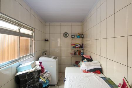 Casa à venda com 182m², 3 quartos e 2 vagas Casa à venda com 182m², 3 quartos e 2 vagasÁrea de Serviço