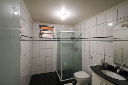 Casa à venda com 182m², 3 quartos e 2 vagas Casa à venda com 182m², 3 quartos e 2 vagasBanheiro