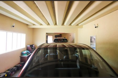 Casa à venda com 182m², 3 quartos e 2 vagas Casa à venda com 182m², 3 quartos e 2 vagasGaragem