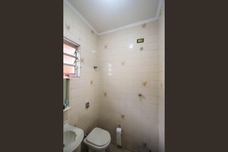 Casa à venda com 182m², 3 quartos e 2 vagas Casa à venda com 182m², 3 quartos e 2 vagasBanheiro da Suíte