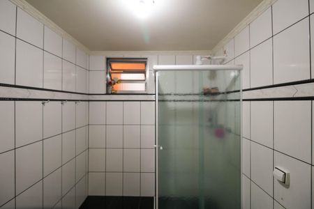 Casa à venda com 182m², 3 quartos e 2 vagas Casa à venda com 182m², 3 quartos e 2 vagasBanheiro