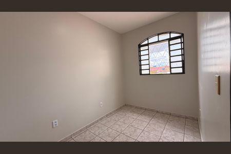 Casa para alugar com 100m², 2 quartos e 1 vagaQuarto 02